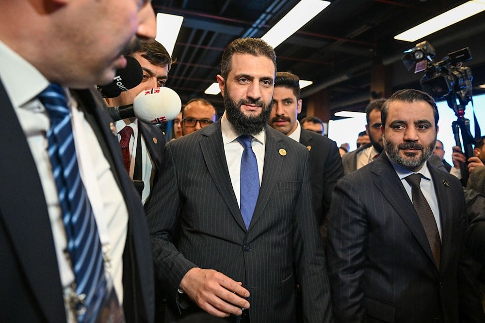 الرئيس السوري أحمد الشرع (الجولاني)، ووزير الخارجية أسعد الشيباني (أرشيفية)