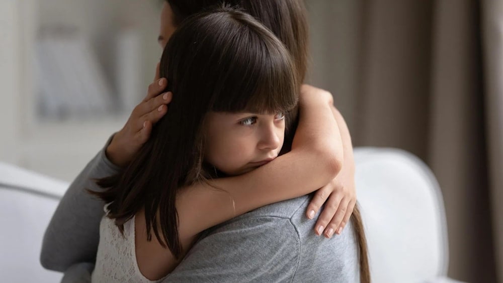استخدام مستويات هرمون الكورتيزول في الشعر يعد مؤشراً لتحديد الأطفال الأكثر عرضة للقلق والاكتئاب واضطرابات السلوك