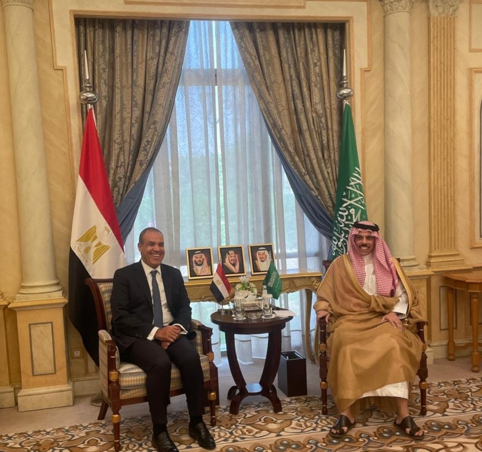 لقاء بين وزير الخارجية المصري بدر عبد العاطي ووزير الخارجية السعودي فيصل بن فرحان في الرياض