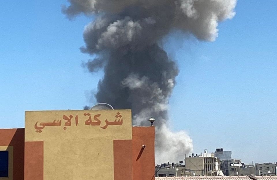 تفجير نفّذه الاحتلال الإسرائيلي في حي الدرج في مدينة غزّة (تواصل اجتماعي)