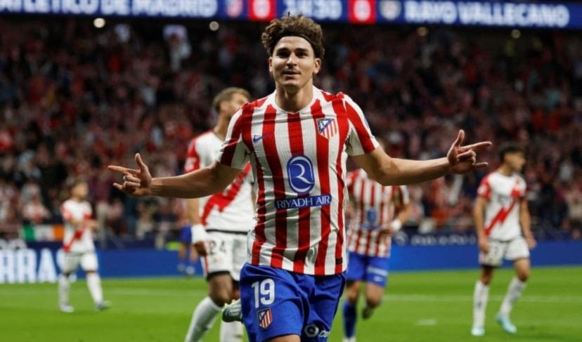 هاتريك ألفاريز يمنح أتلتيكو مدريد فوزاً مثيراً على رايو فاليكانو
