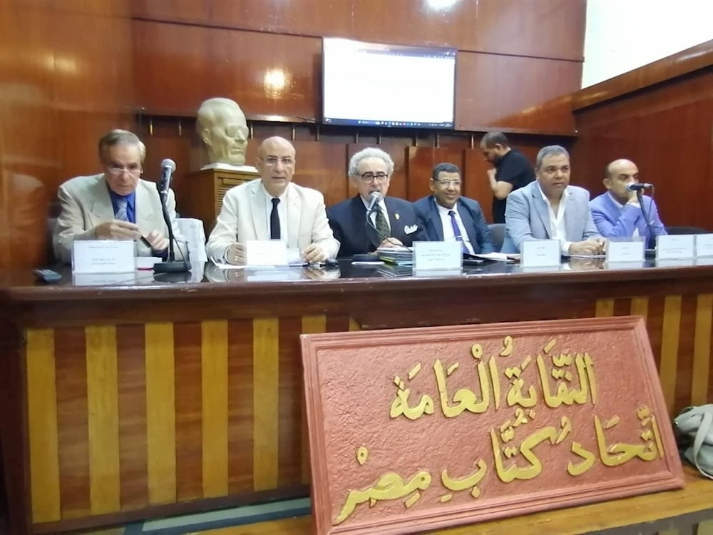 ترى الكاتبة ابتهال الشايب أن 